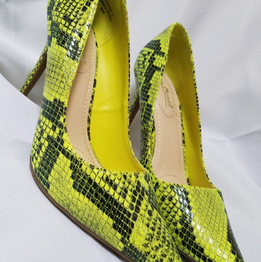 Anne Michelle Green Python Pump Nwob - image 1